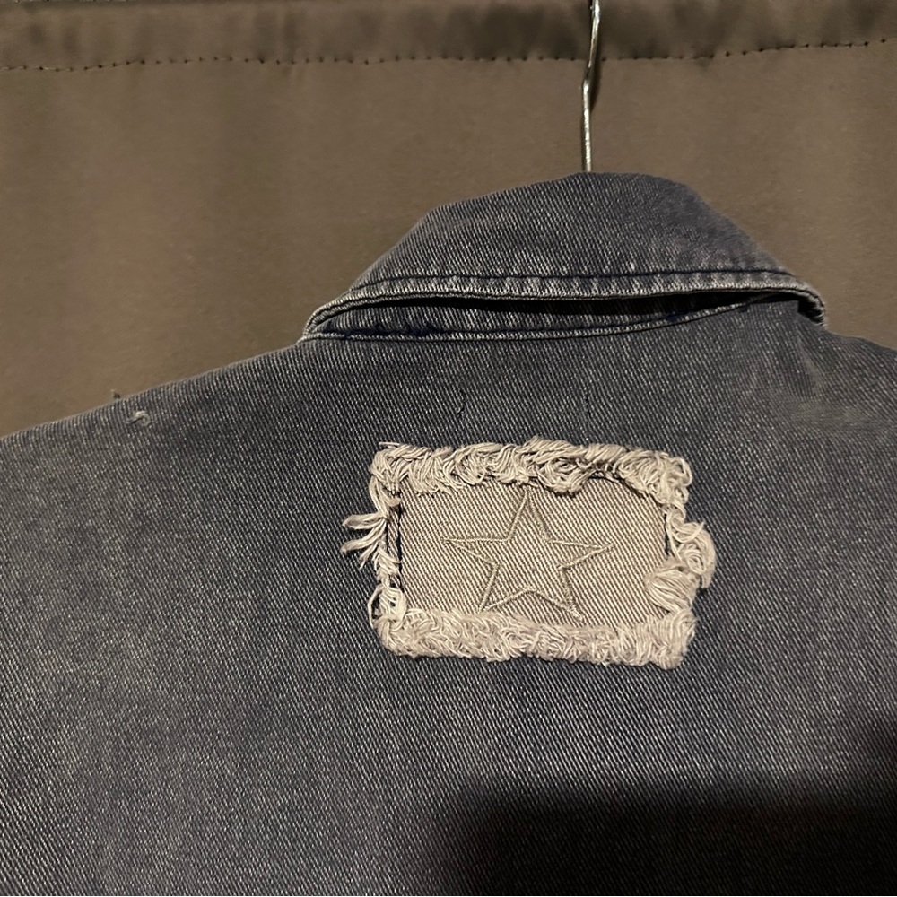 POL Shacket EUC - Picture 3 of 4